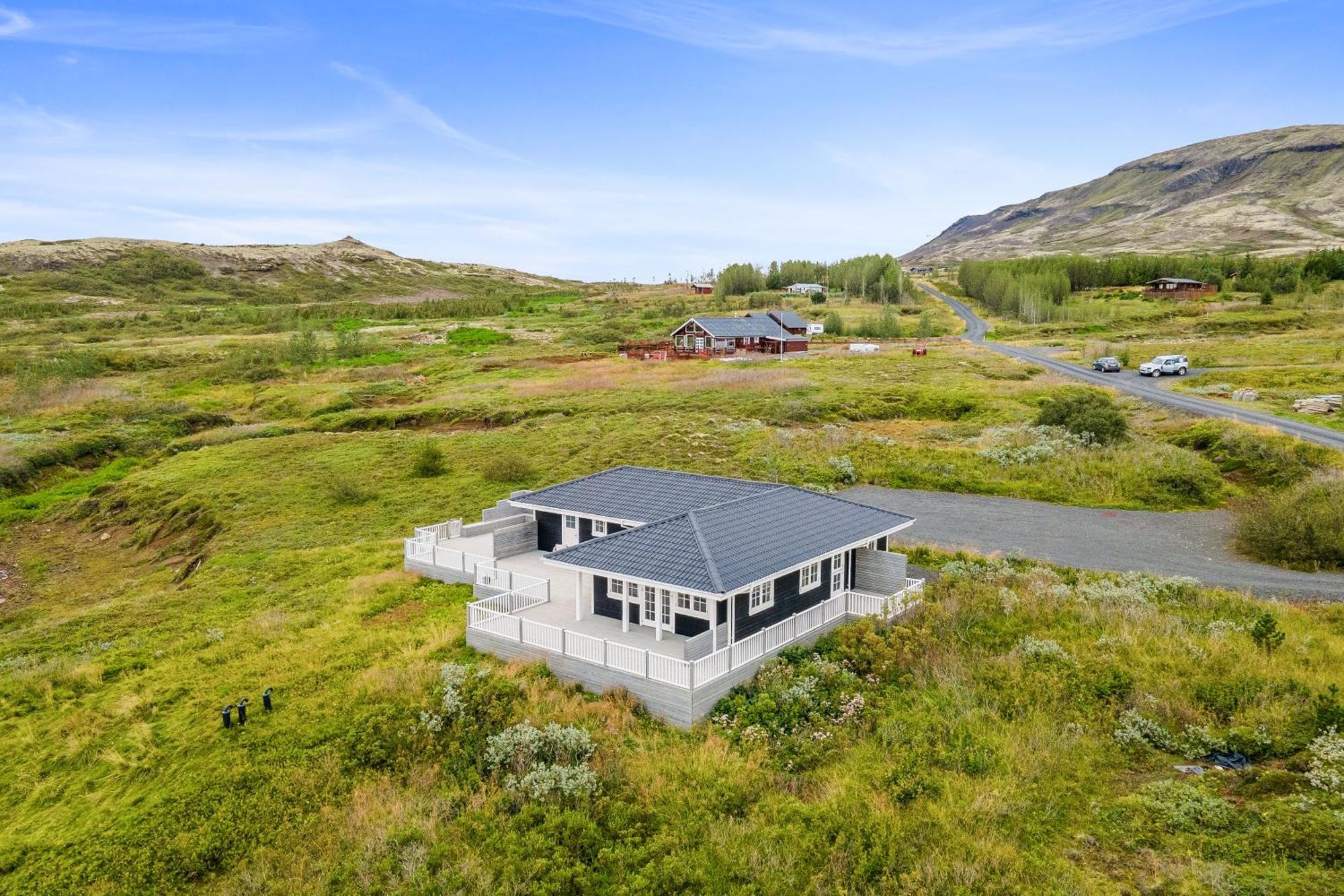 Venture Vacations-Golden Circle Hot Tub Cabin Selfoss Exterior foto