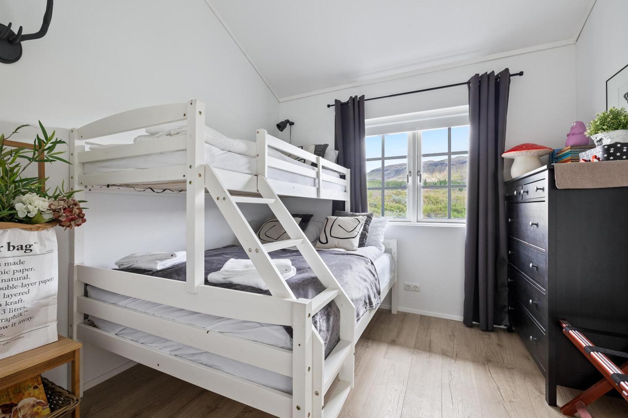 Venture Vacations-Golden Circle Hot Tub Cabin Selfoss Exterior foto