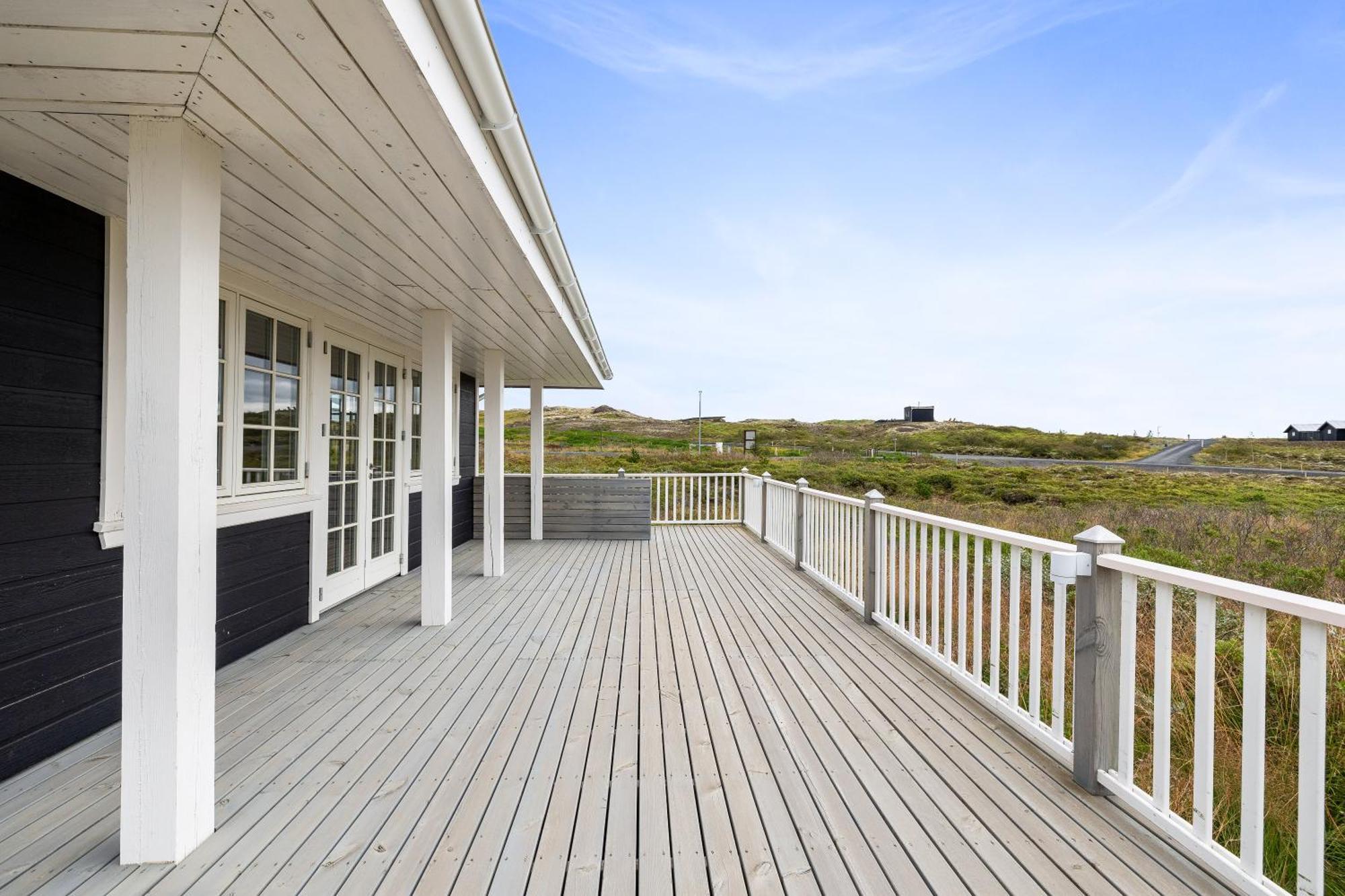 Venture Vacations-Golden Circle Hot Tub Cabin Selfoss Exterior foto