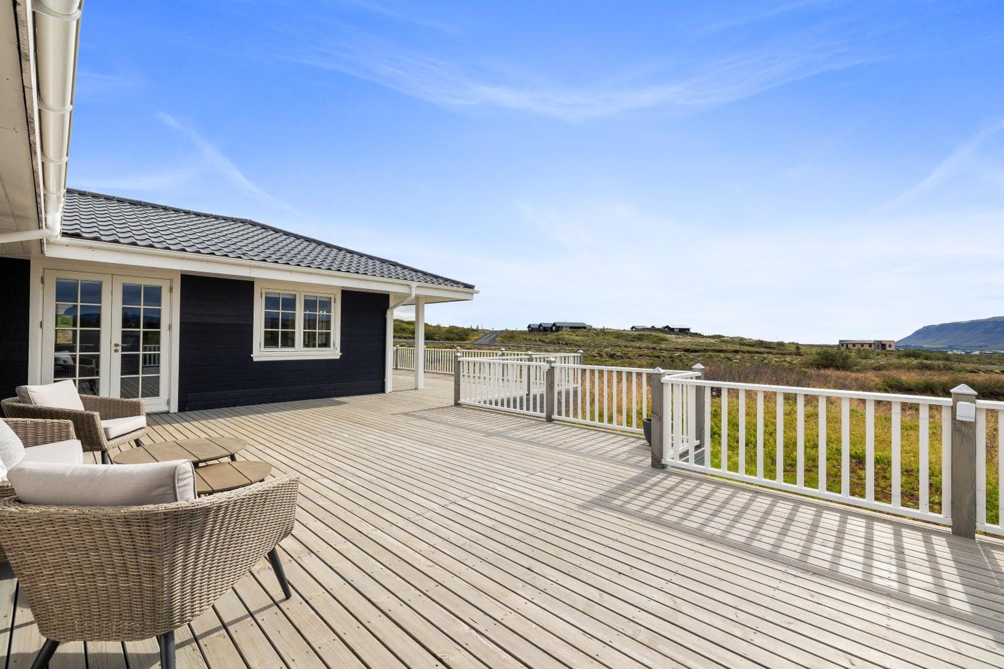 Venture Vacations-Golden Circle Hot Tub Cabin Selfoss Exterior foto