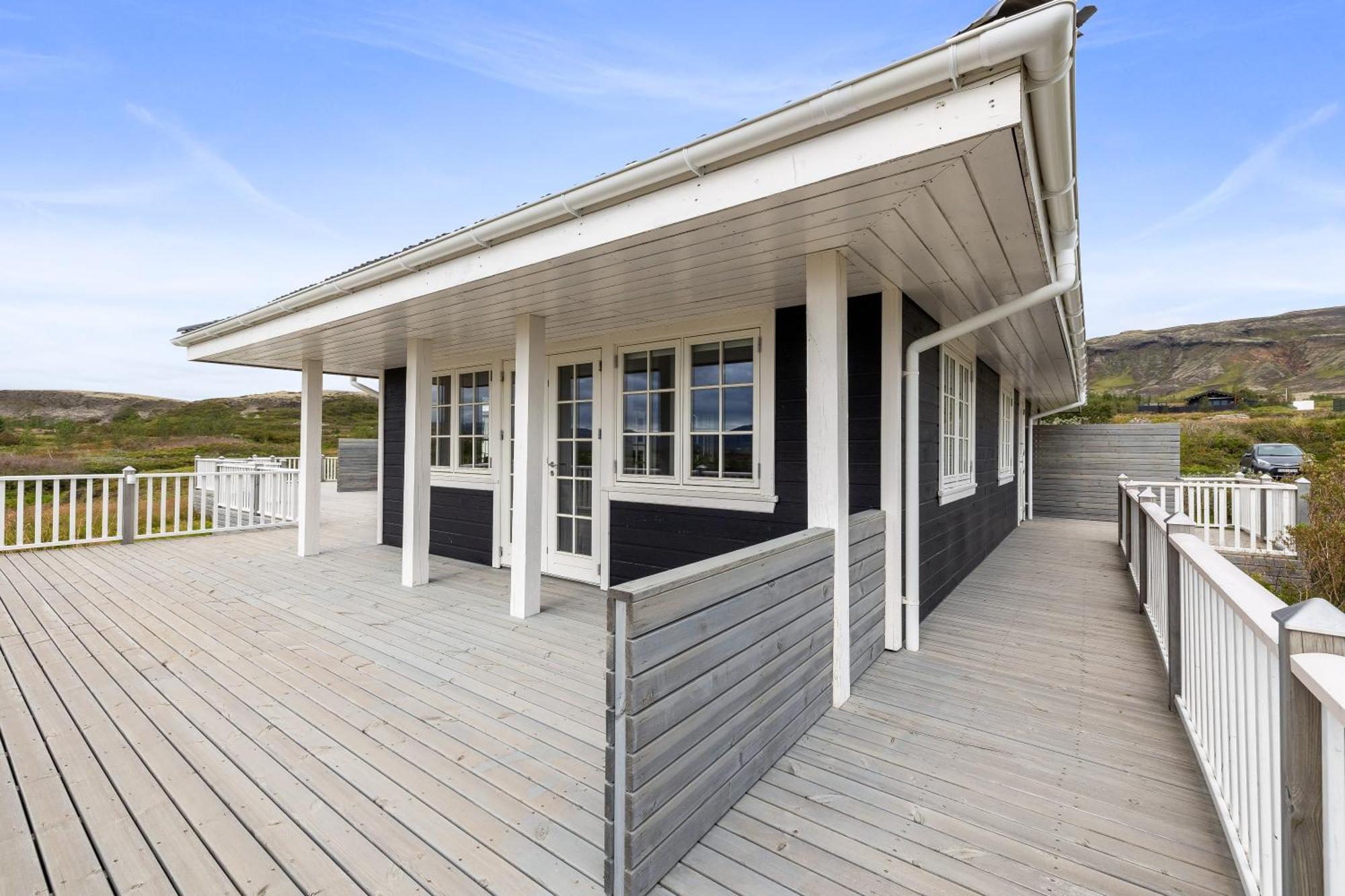 Venture Vacations-Golden Circle Hot Tub Cabin Selfoss Exterior foto