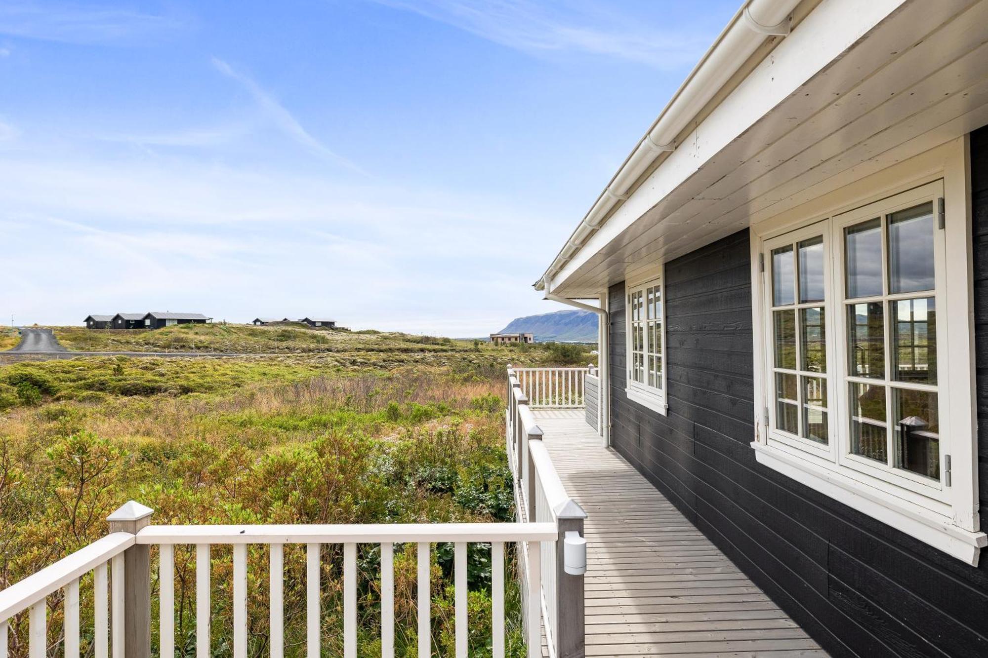 Venture Vacations-Golden Circle Hot Tub Cabin Selfoss Exterior foto
